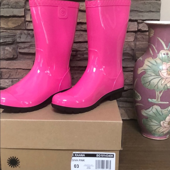 Last Pair UGG Raana Pink Rain Boots Price is firm! - Picture 6 of 7
